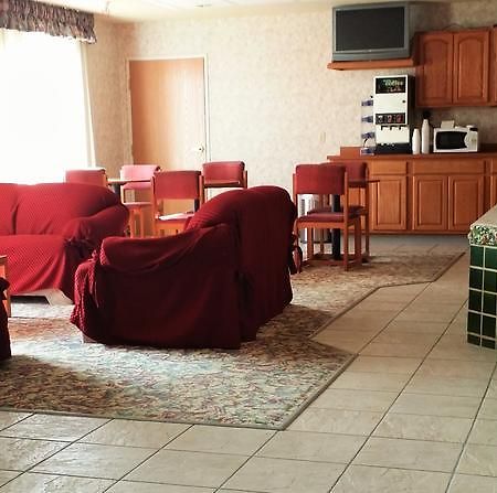 Budget Host Inn Allegan Экстерьер фото